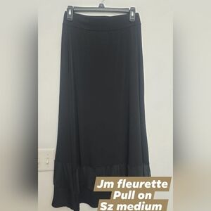 JM Fleurette womens skirt sz medium